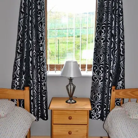 Breesy Centre * Ballyshannon