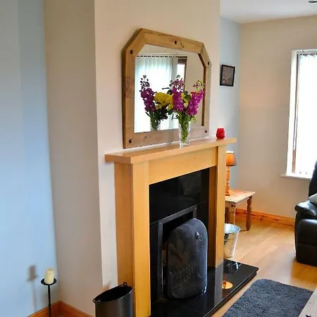 Breesy Centre * Ballyshannon